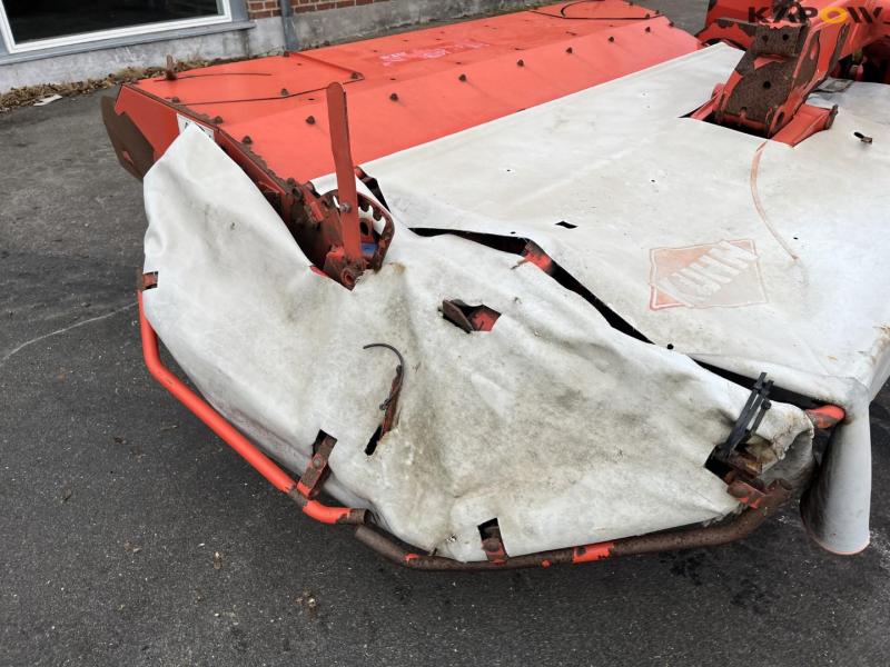 Kuhn FC318-FF skårlægger 17