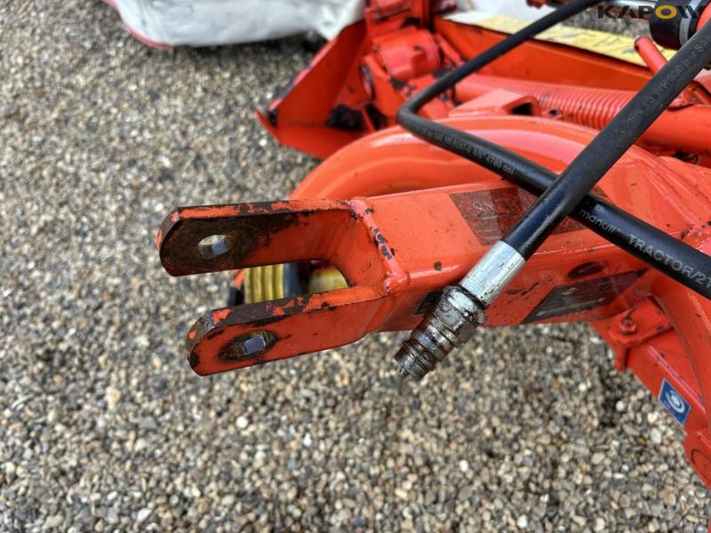 Kuhn GMD55 skårlægger 12