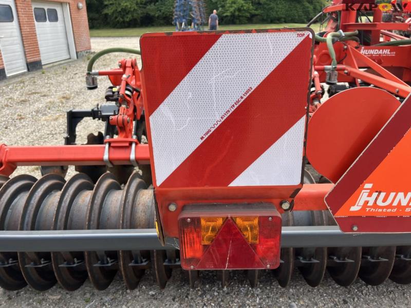 Kuhn Optimer 503 R tallerkenharve med frøsåmaskine 22