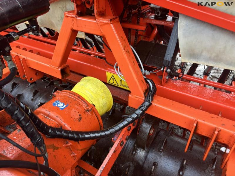 Kuhn rotorharve såmaskine 18