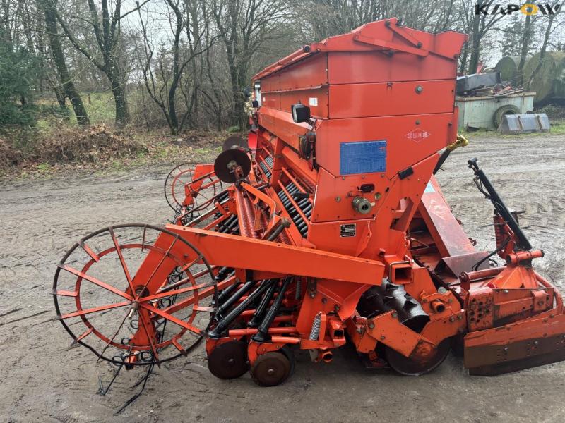 Kuhn rotorharve såmaskine 21