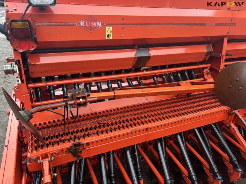 Kuhn rotorharve såmaskine 26