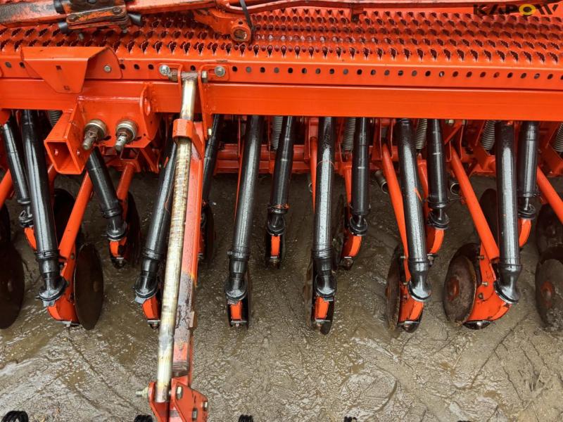 Kuhn rotorharve såmaskine 29