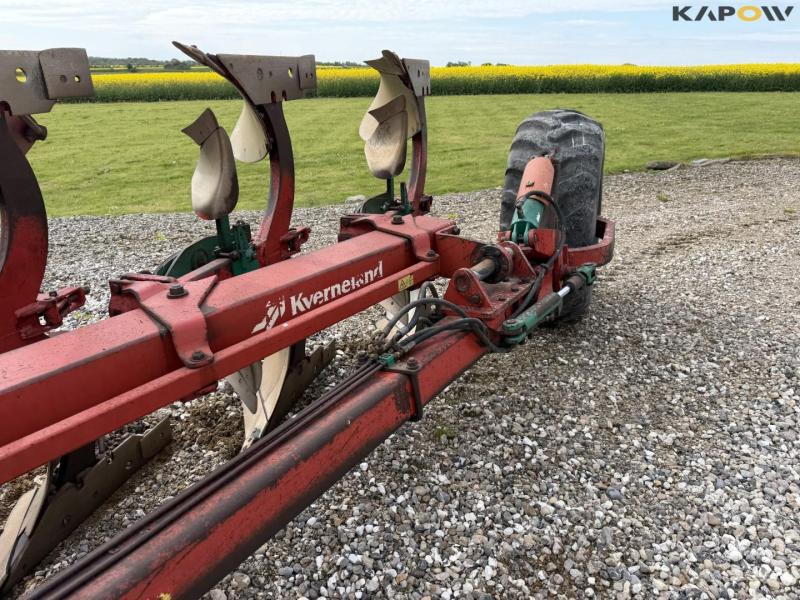 Kverneland 100-30 7 furet vendeplov 27