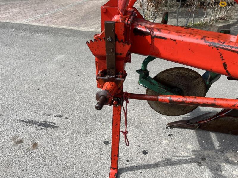 Kverneland 3 furet plov 11