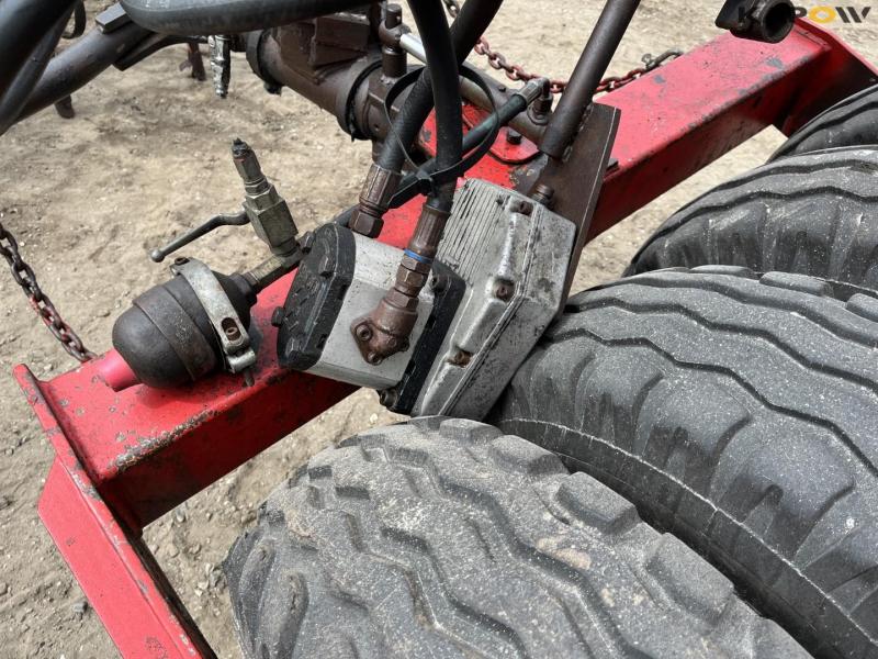 Kverneland Accord + Einböck frøsåmaskine + snegl 56