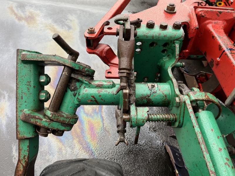 Kverneland EG100 5 furet plov 23
