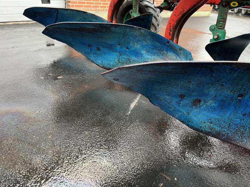 Kverneland EG100 5 furet plov 26