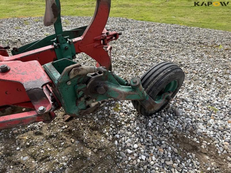 Kverneland EG100 furet plov 44