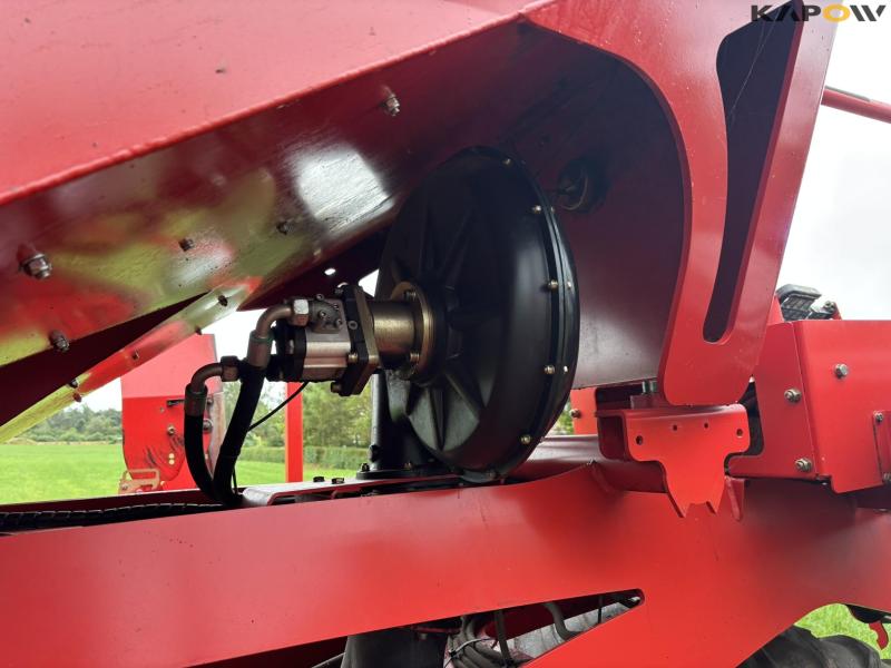 Kverneland U-Drill 4000 plus med HE-VA grubber 37