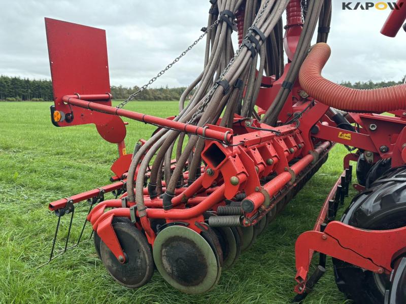 Kverneland U-Drill 4000 plus med HE-VA grubber 44