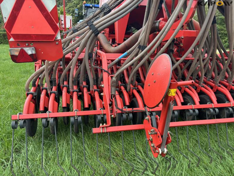 Kverneland U-Drill 4000 plus med HE-VA grubber 50