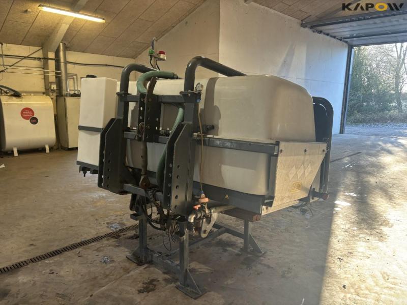 Kyndestoft fronttank med computer 5