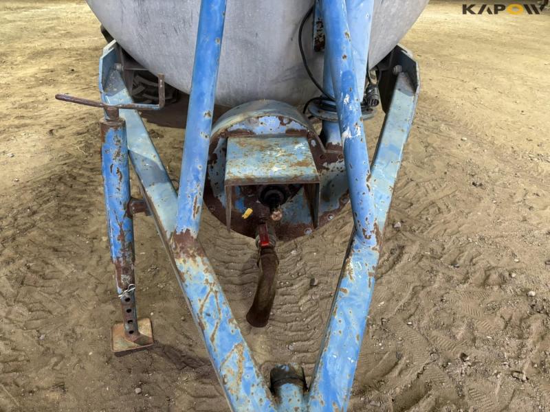 Låsbyvognen 6000 liter 10