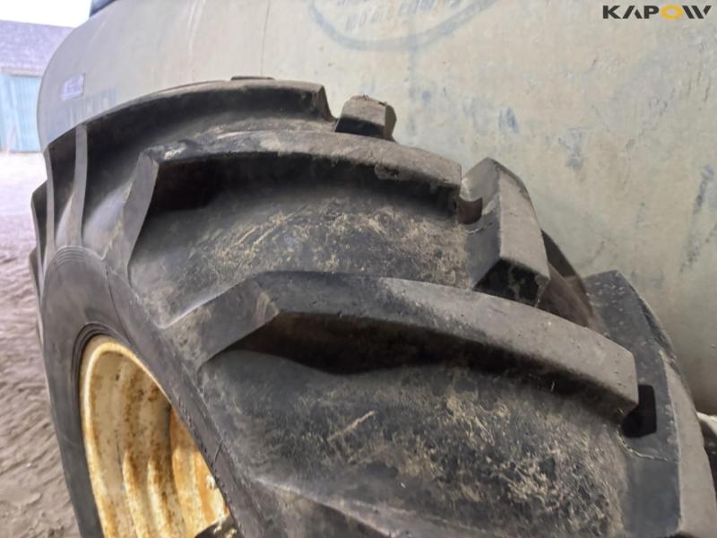 Låsbyvognen 6000 liter 34