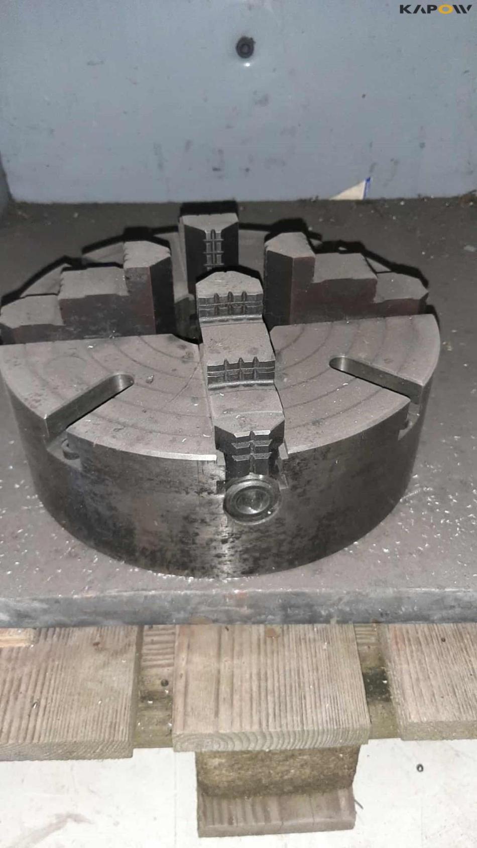 Labor 200S drejebænk med udstyr 6