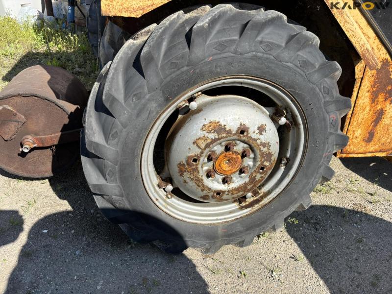 Leyland 154 med sneskraber 31