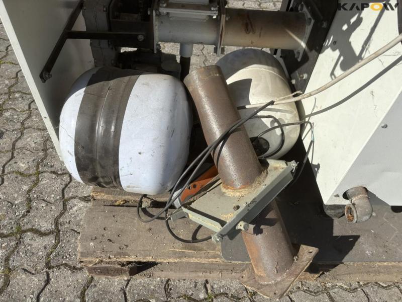 Liagro Benekov R15 træpillefyr 18