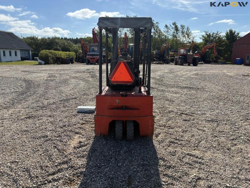 Linde E12 el truck 6