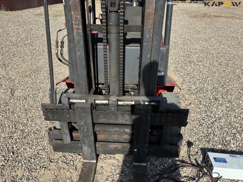 Linde E12 el truck 13