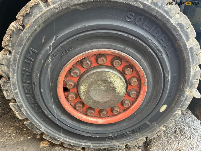 Linde H25D gaffeltruck 14