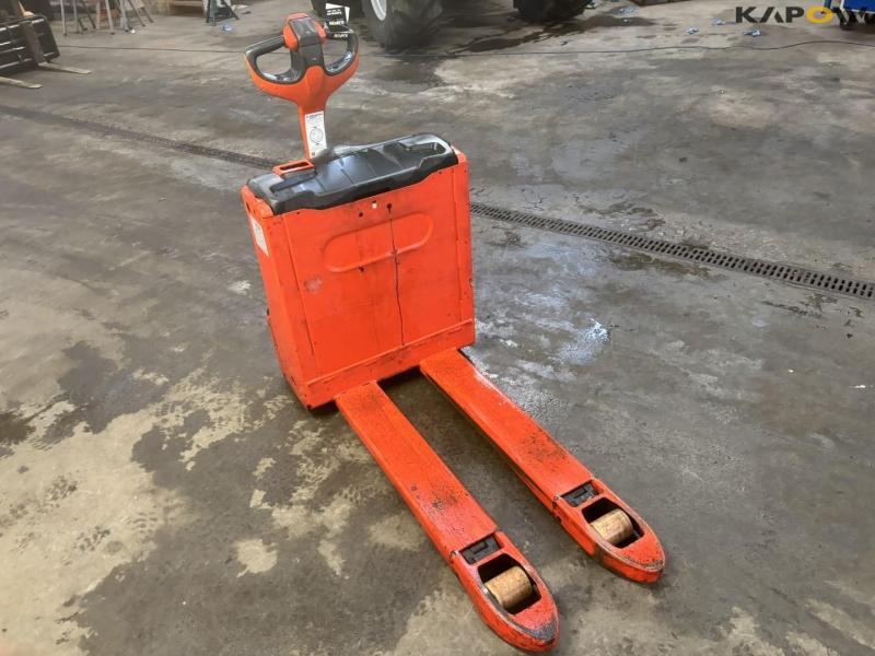 Linde T16 elektrisk stabler 2