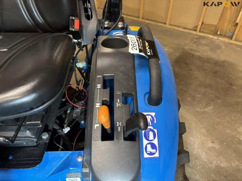 LS XJ25 hst traktor 4WD 48