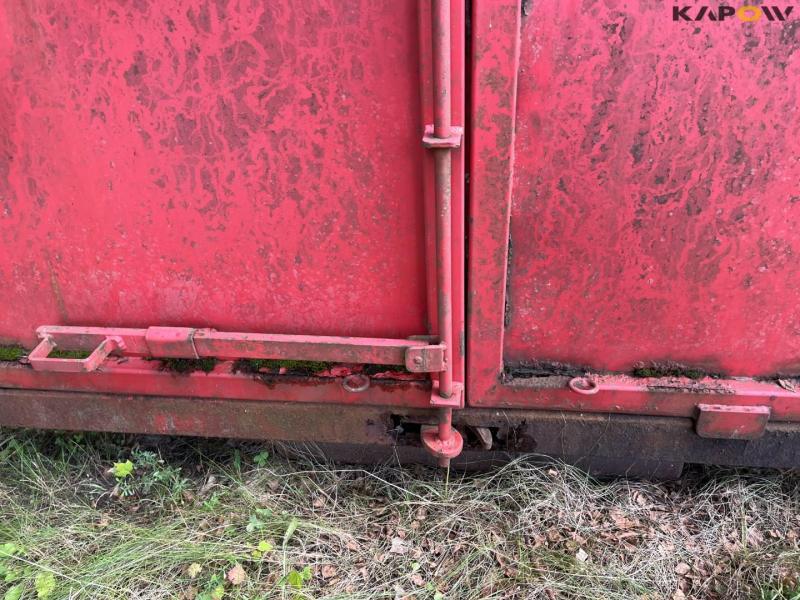 Lukket container  11