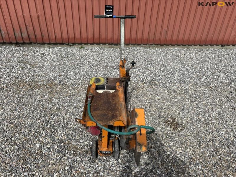 LWM F14 asfaltskærer 2