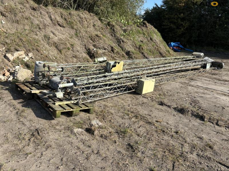 Lysmaster med lamper 3