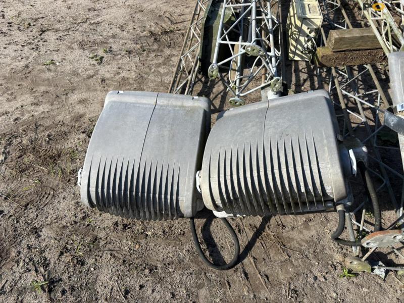 Lysmaster med lamper 9