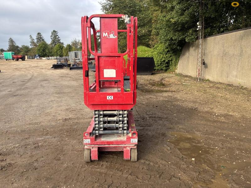 Magni ES0607E saxlift 9