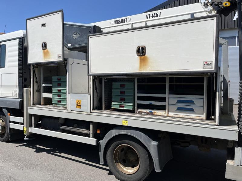 Man TGL 12.180 lastbil med Versalift VT-145-f lift 34