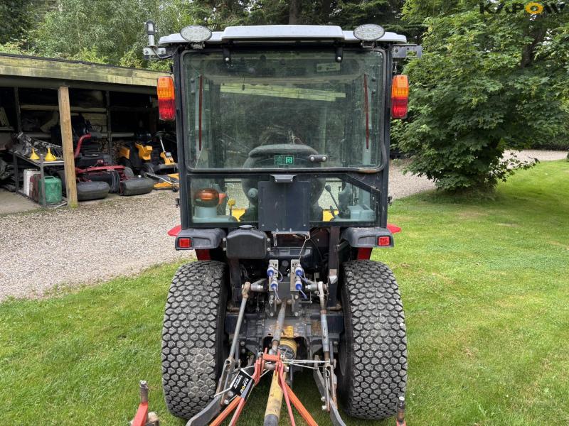 Massey Fergoson 1735 4 WD traktor 6