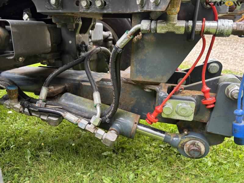 Massey Fergoson 1735 4 WD traktor 14