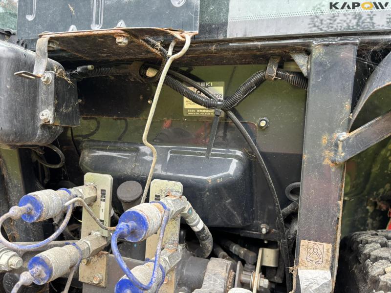 Massey Fergoson 1735 4 WD traktor 41