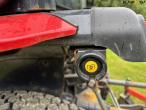 Massey Fergoson 1735 4 WD traktor 47