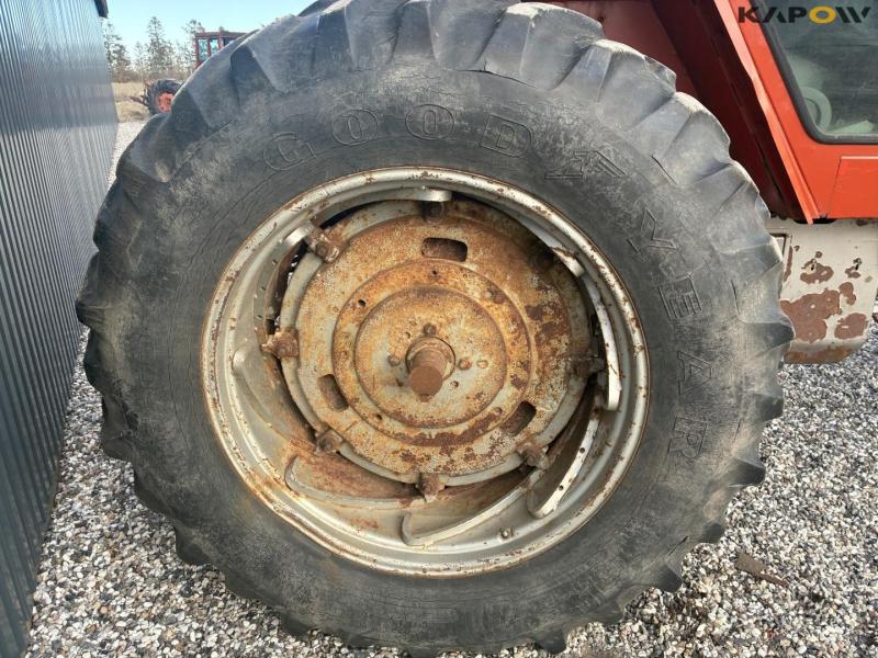 Massey Ferguson 1155 traktor 24