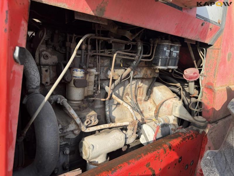 Massey Ferguson 1250 traktor 19