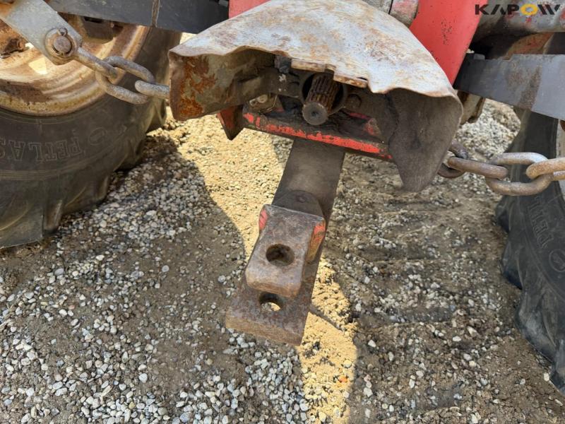 Massey Ferguson 1250 traktor 29