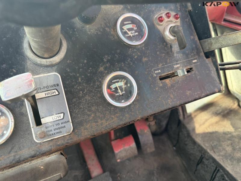 Massey Ferguson 1250 traktor 36