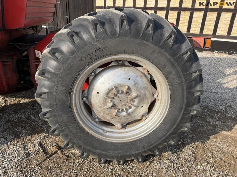 Massey Ferguson 1250 traktor 46