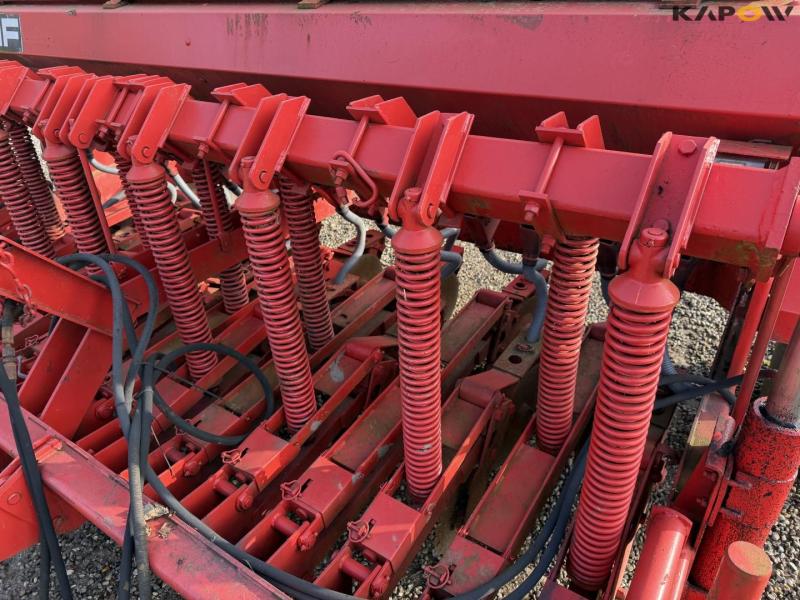 Massey Ferguson 130 såmaskine 11