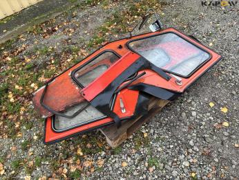 Massey Ferguson 135 døre