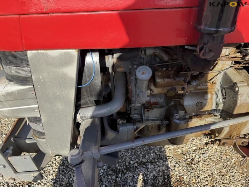 Massey Ferguson 135 traktor 12