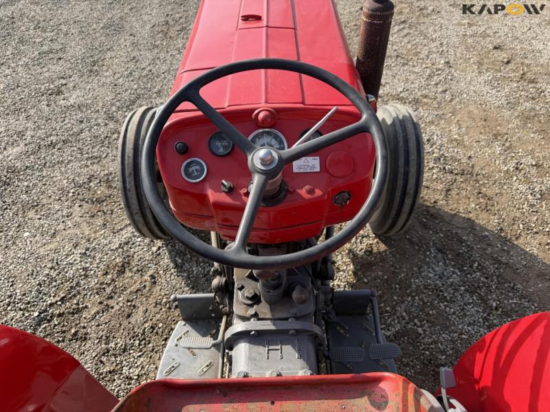 Massey Ferguson 135 traktor 22