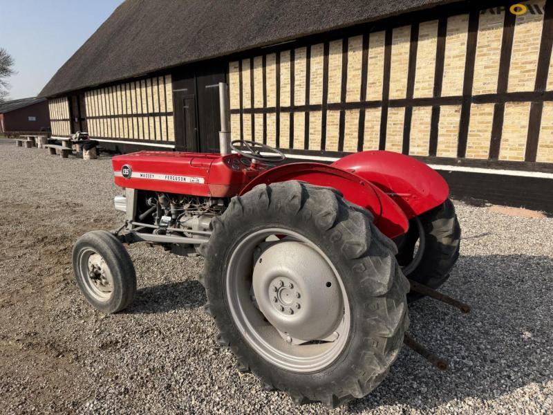 Massey Ferguson 135 traktor 7