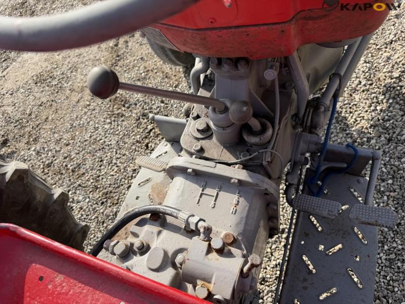 Massey Ferguson 135 traktor 19