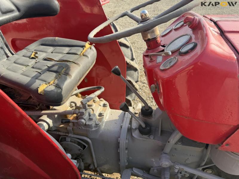 Massey Ferguson 135 traktor 20