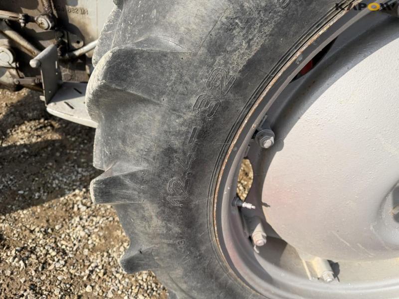 Massey Ferguson 135 traktor 43